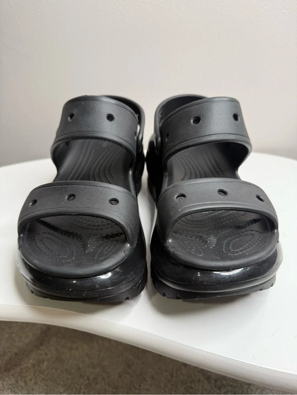 Crocs Classic Mega Crush Sandal Unisex Thick Chunky Soled Sandals Black 9